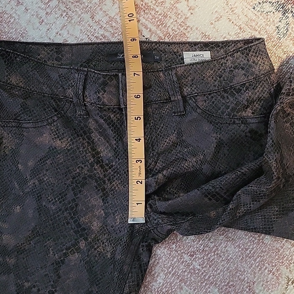 Level 99 Janice Ultra Skinny Stretchy Snakeskin Pants Size 26 - Picture 11 of 14